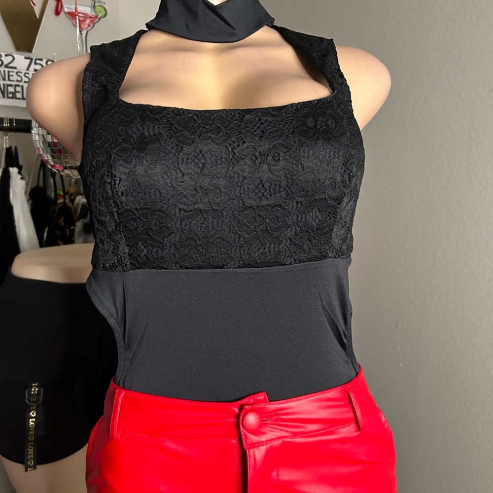 Bodysuit stretchy 2 colors available